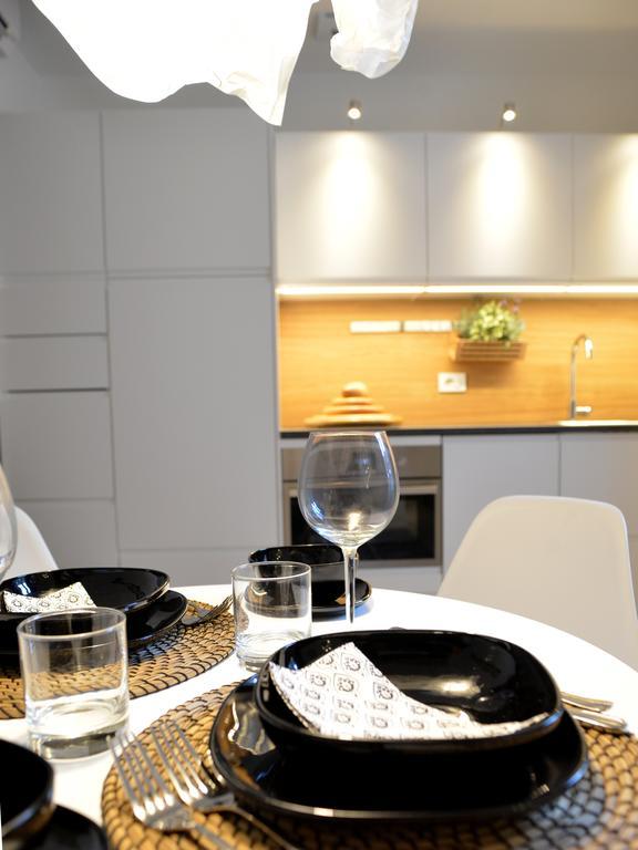 Qb/Four Apartment คาตาเนีย ภายนอก รูปภาพ