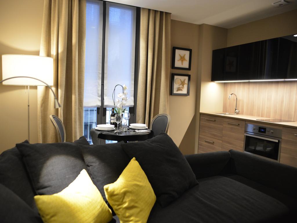 Qb/Four Apartment คาตาเนีย ภายนอก รูปภาพ